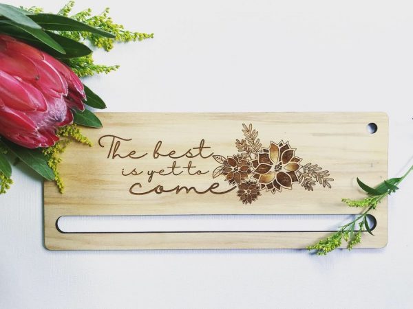 The Best is Yet to Come Fibre Hanger - Image 2