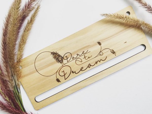 Dare to Dream Fibre Hanger - Image 2