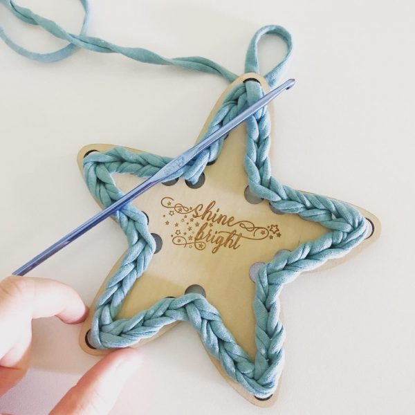 Star Decoration (approx. 14cm) - Image 3