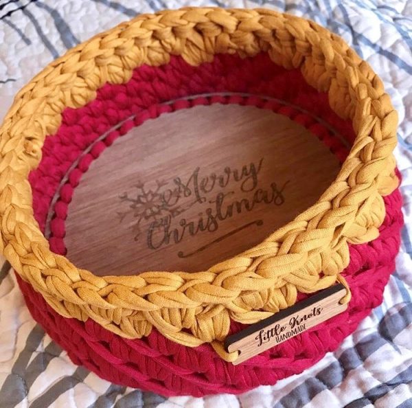 14cm Round Timber 'Merry Christmas' Limited Edition base - Image 2