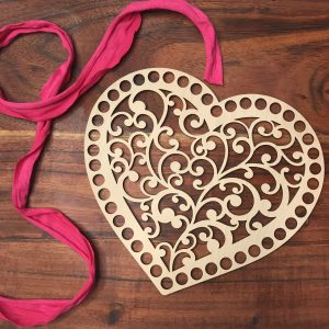 Heart Timber Lid Lace